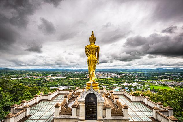 Wat Phrathat Khao Noi 