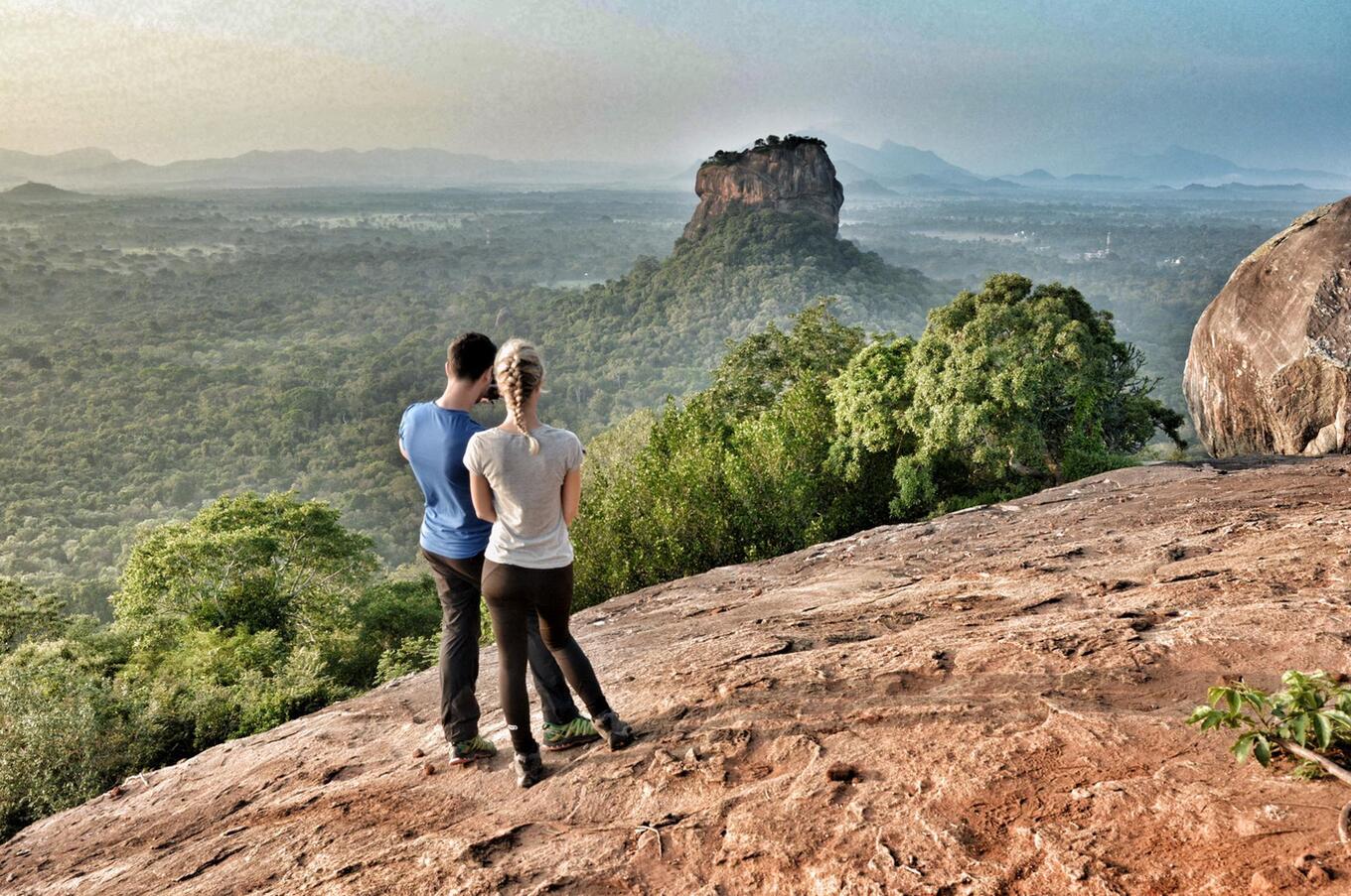 viaje lujo isla sri lanka naturaleza sigiriya roca del león