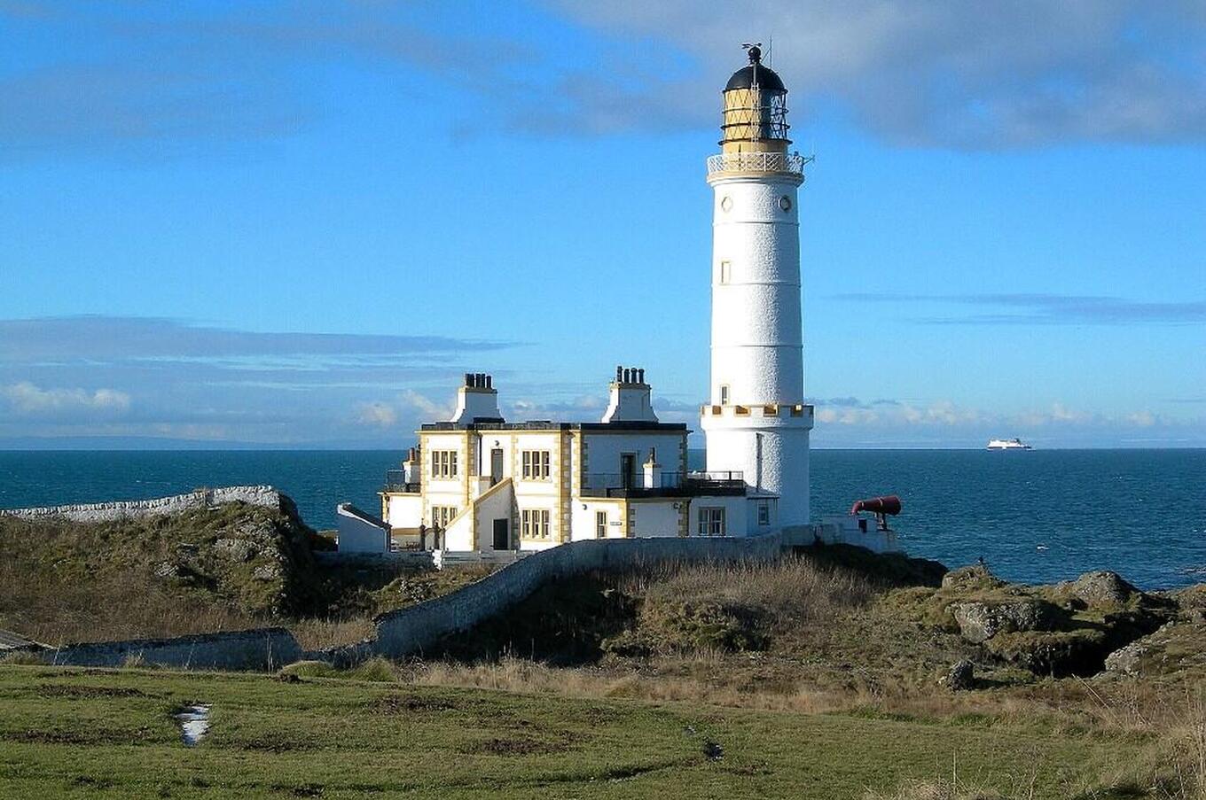 corsewall lighthouse