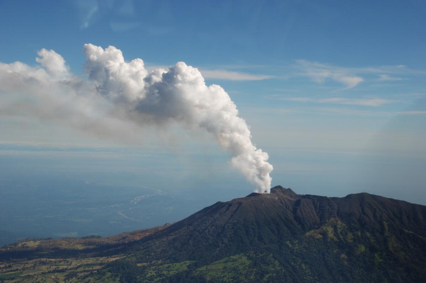 Foto: Observatorio Vulcanológico y sismológico de Costa Rica.