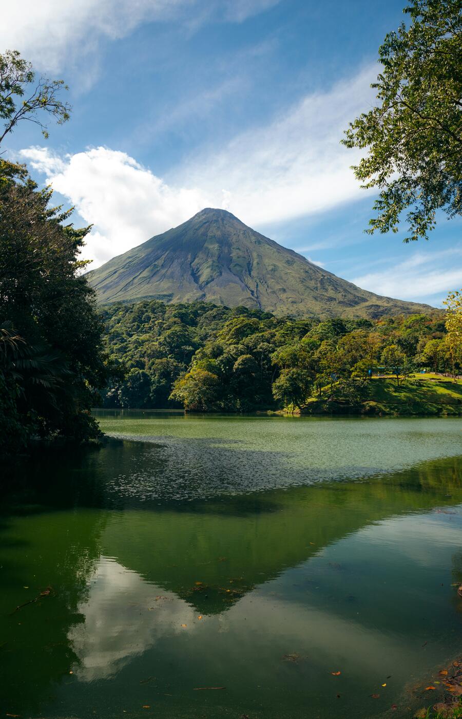 Foto: Patricia Palacín. Volcán Arenal.